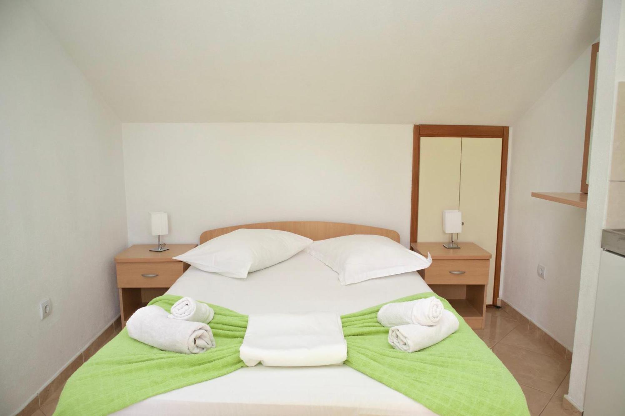 Apartments Andrijasevic Макарска Екстериор снимка