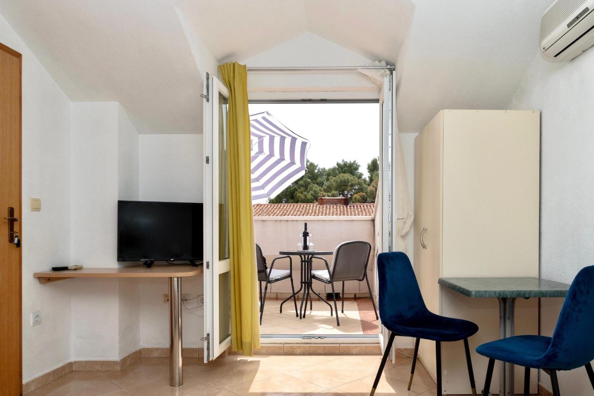 Apartments Andrijasevic Макарска Екстериор снимка