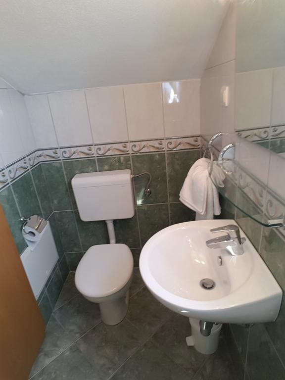 Apartments Andrijasevic Макарска Екстериор снимка