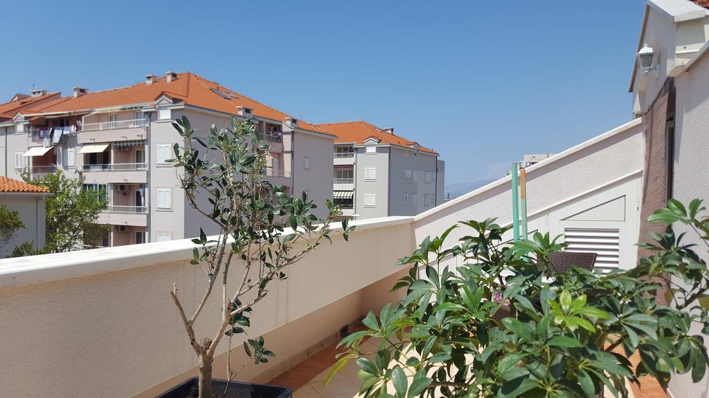 Apartments Andrijasevic Макарска Екстериор снимка