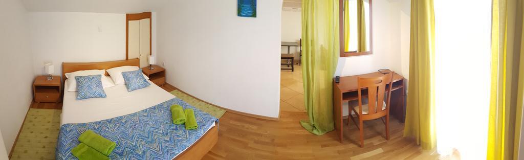 Apartments Andrijasevic Макарска Екстериор снимка