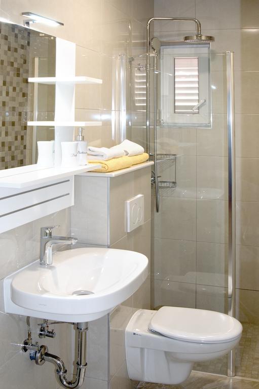Apartments Andrijasevic Макарска Екстериор снимка